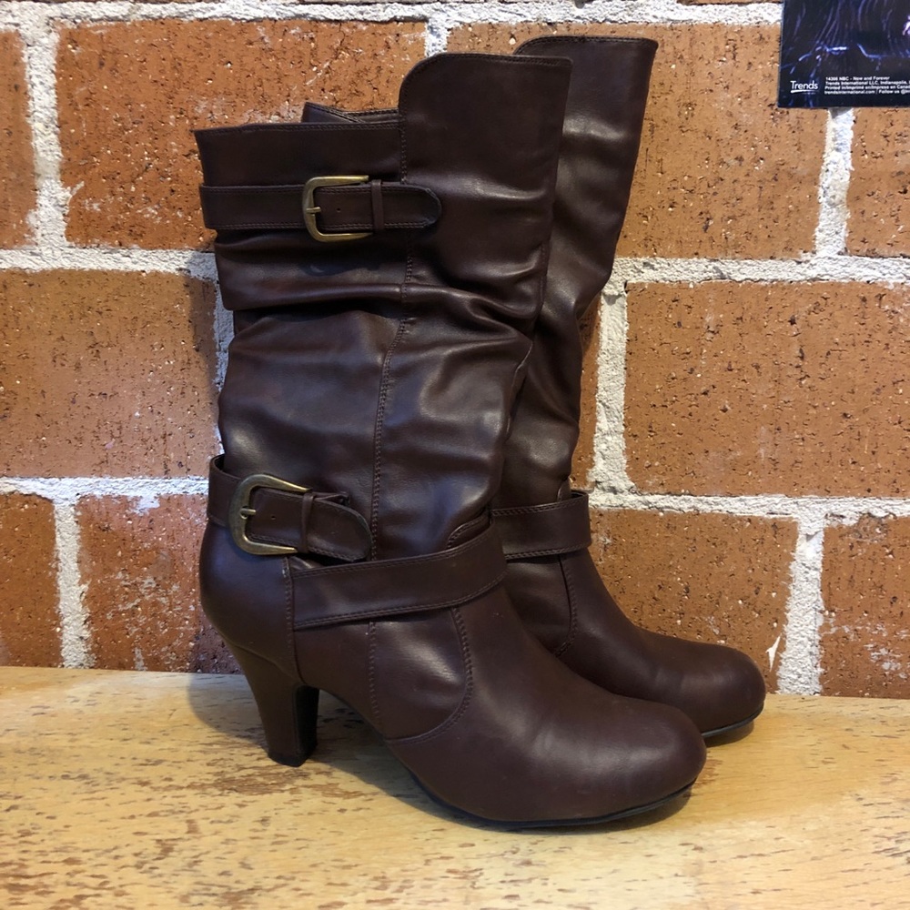 Brown Emma Brooke boots